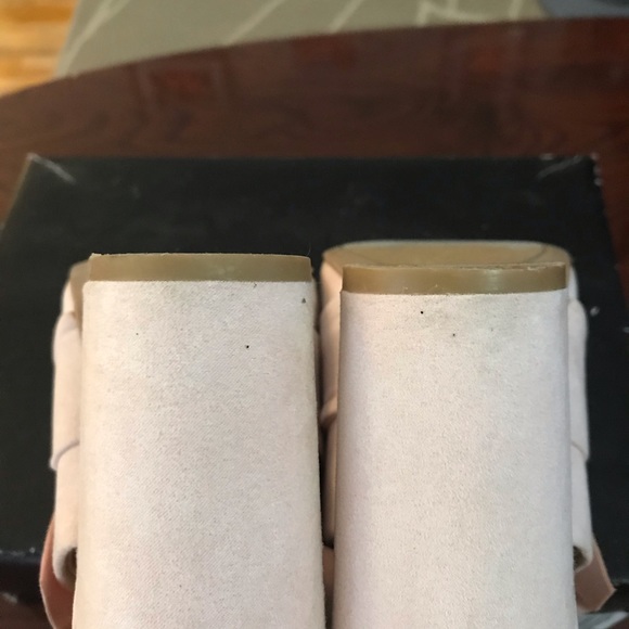 Cute open toe heeled sandals - Picture 3 of 3